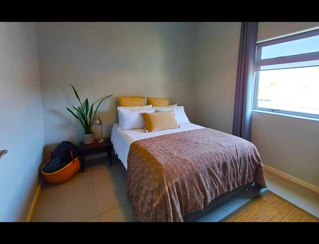 M² LODGE FOR SALE IN KLEINMOND CENTRAL